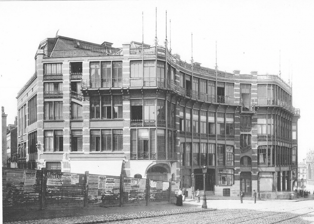 La Maison de Peuple: Belgium